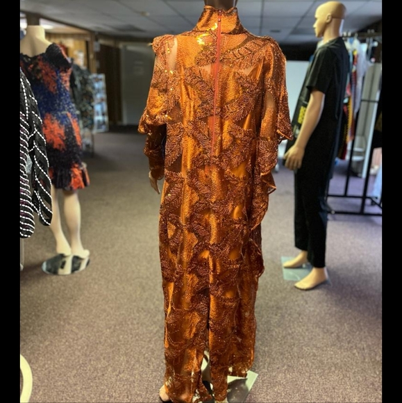 Gorgeous two pieces dress - Picture 6 of 6